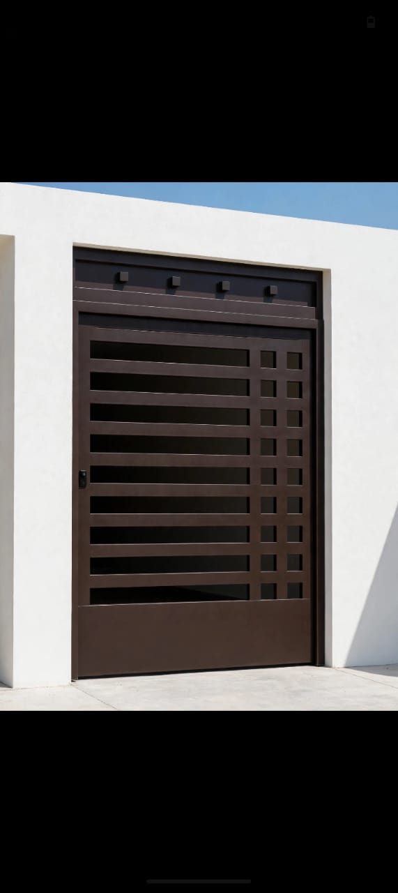 Puertas de Servicio y Mosquiteras